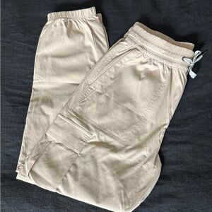 EUC Vuori Scout Jogger in Rosewater